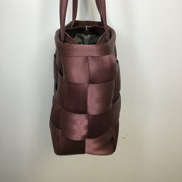 Harvey's Burgundy Seatbelt Woven Shoulder Bag - Picture 2 of 10